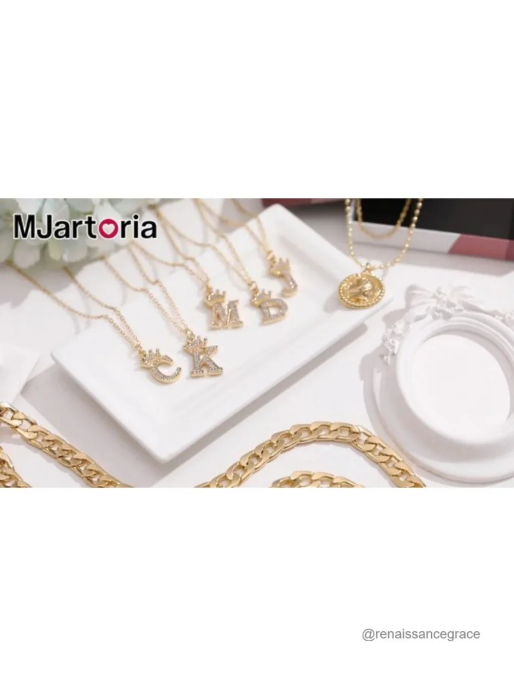Layered Necklaces for Women Dainty Chunky Chain Coin Pendant Set 3 Piece